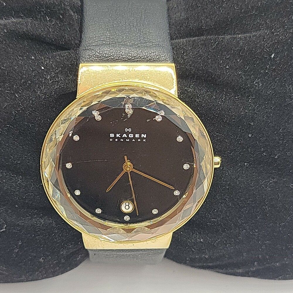Skagen SKW2124 Womens Black Leather Analog Dial Quartz Genuine Wrist Watch AM736